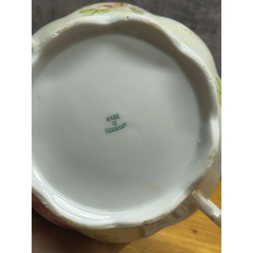 ANTIQUE GERMAN PORCELAIN LIDDED‎ SUGAR JAR